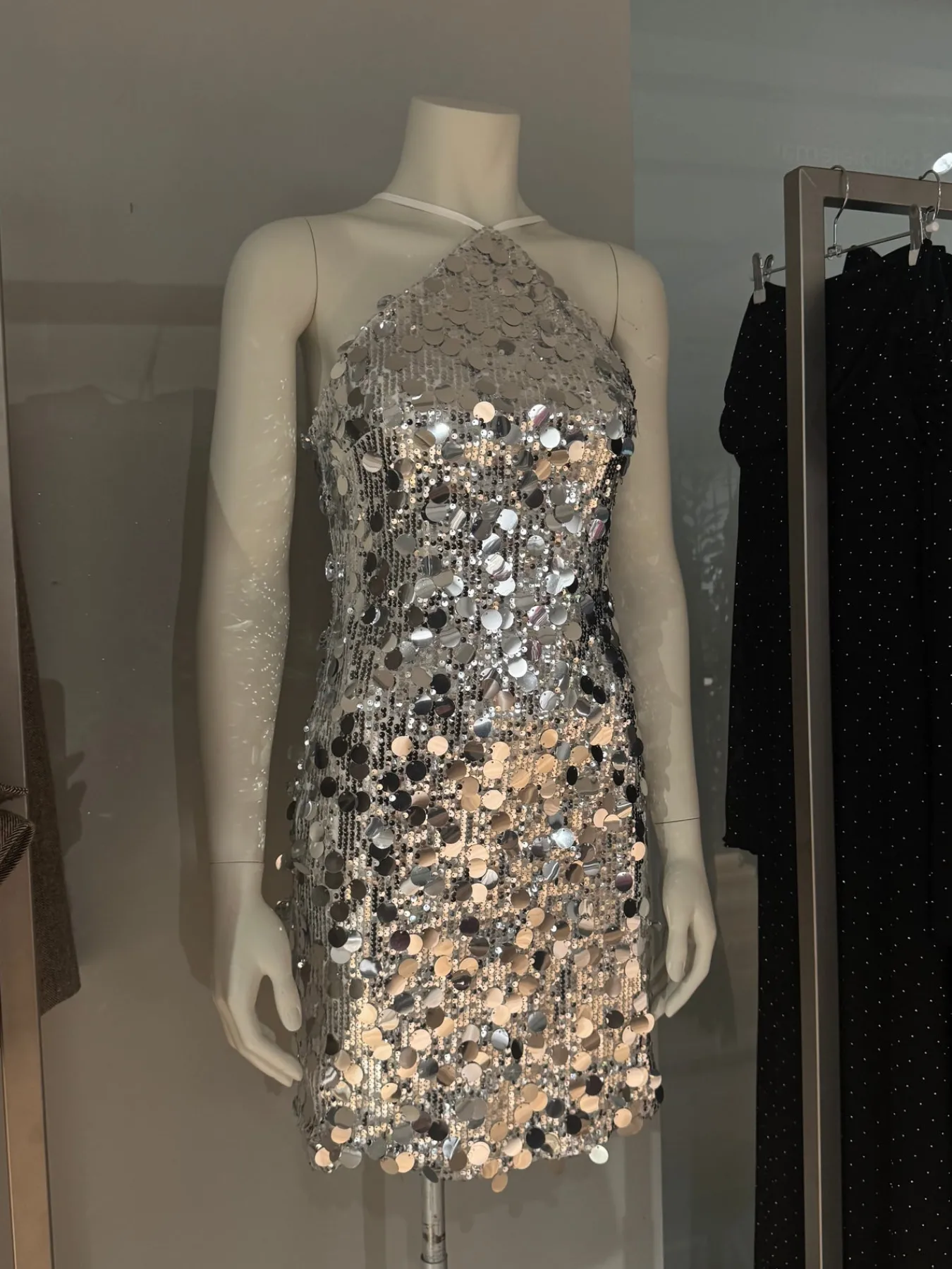 Astrid Frank Korte Kjoler|Adriana pallietkjole