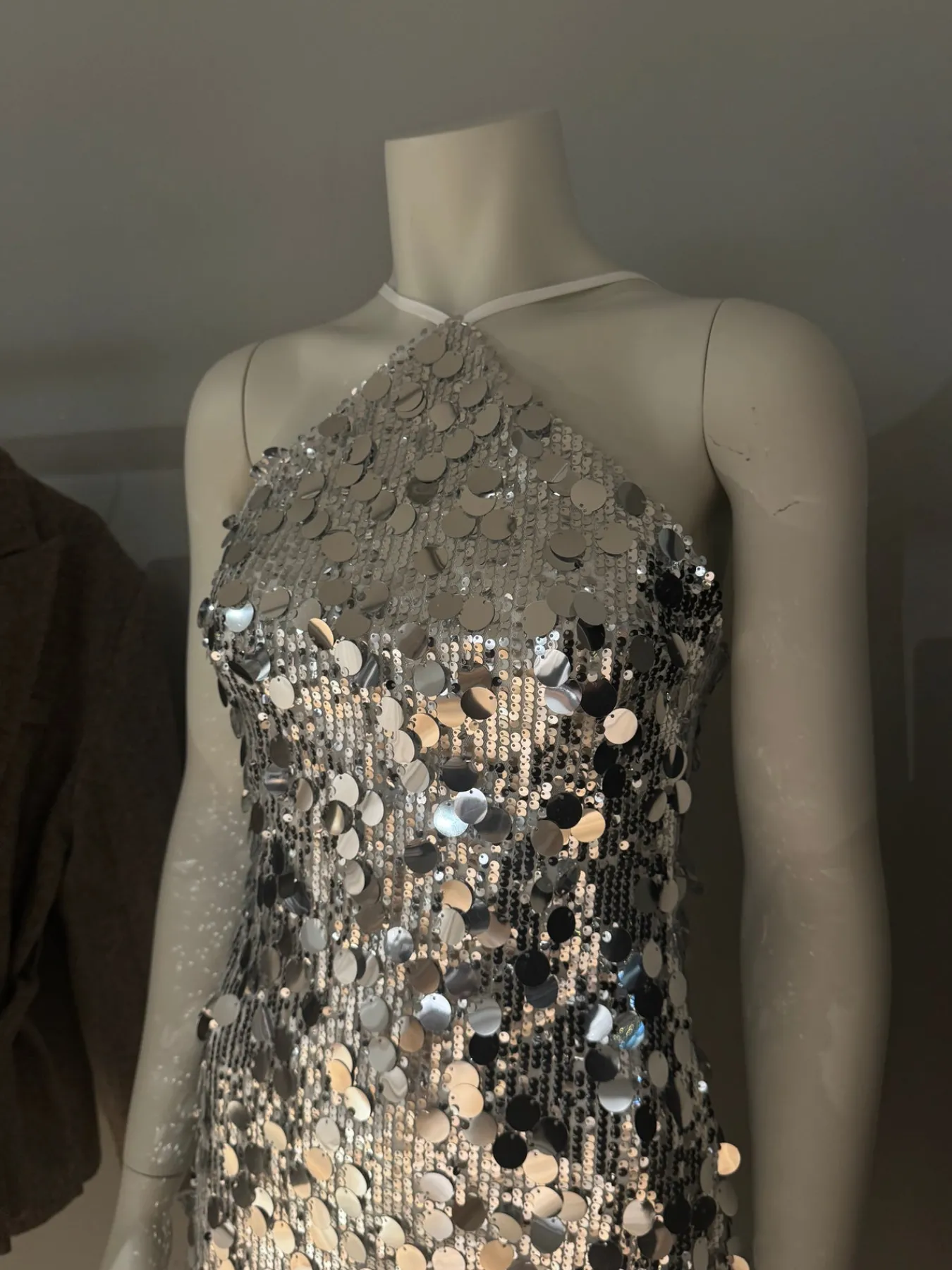 Astrid Frank Korte Kjoler|Adriana pallietkjole