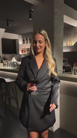 Astrid Frank Korte Kjoler|Celia blazerkjole