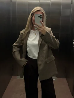 Astrid Frank T-Shirts|Clara oversized t-shirt