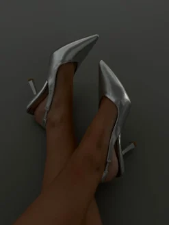 Astrid Frank Stiletter|Emilie stiletter