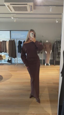 Astrid Frank Lange Kjoler|Jenny strikkjole