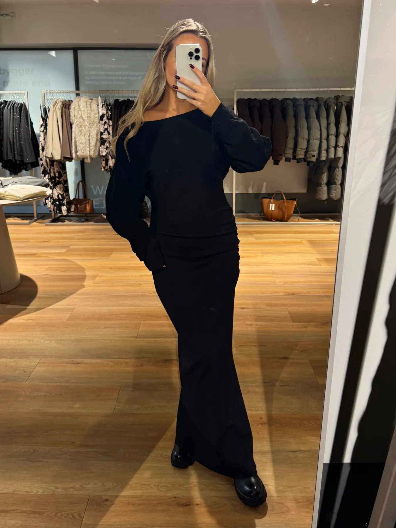 Astrid Frank Lange Kjoler|Jenny strikkjole