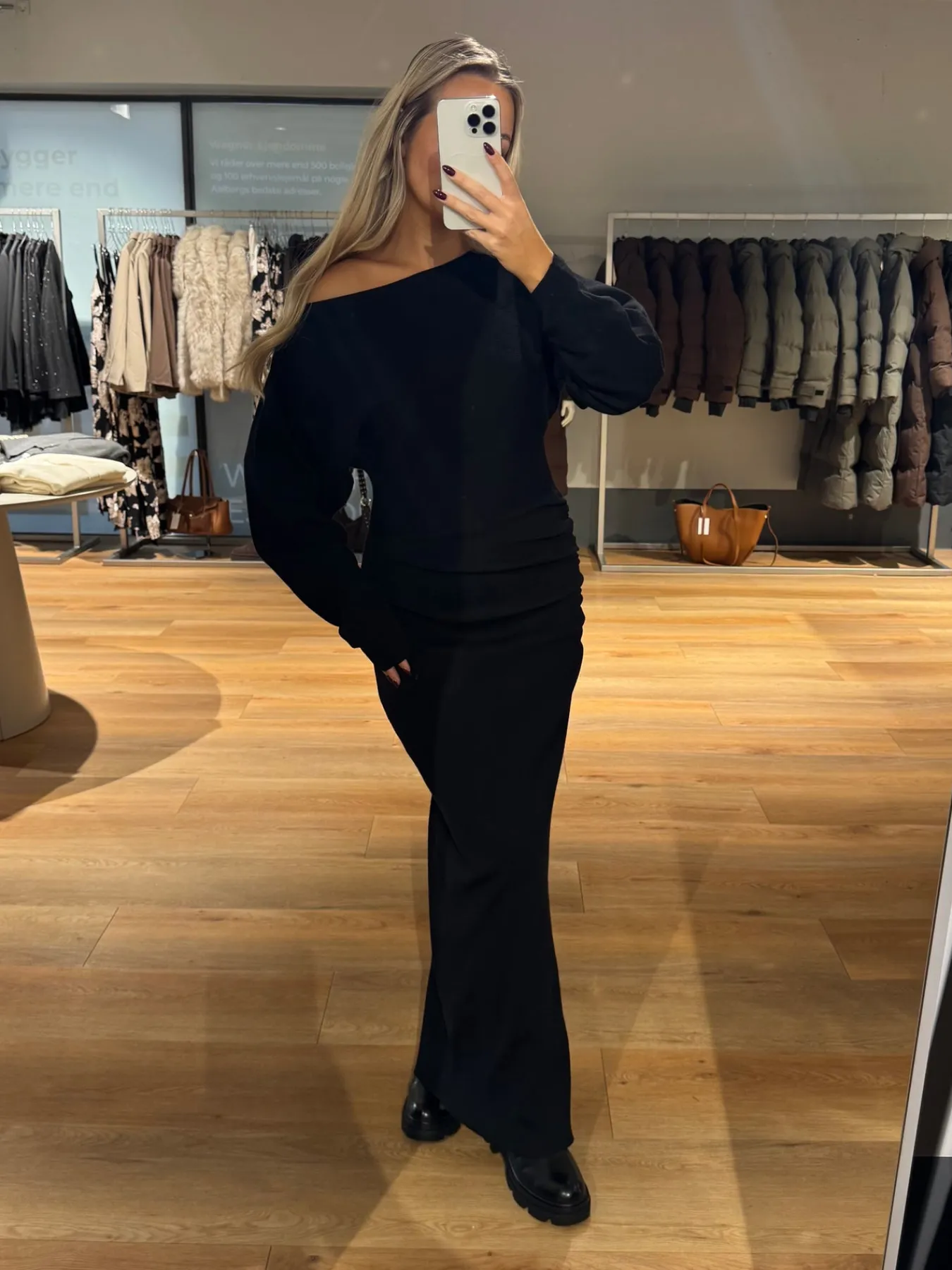 Astrid Frank Lange Kjoler|Jenny strikkjole