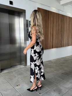 Astrid Frank Lange Kjoler|Naomi kjole