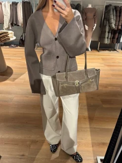 Astrid Frank Tasker|Natalia taske