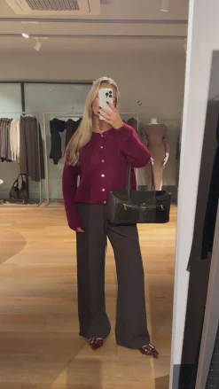 Astrid Frank Tasker|Natalia taske