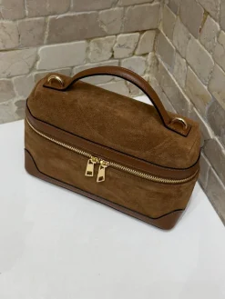 Astrid Frank Tasker|Yasmin taske