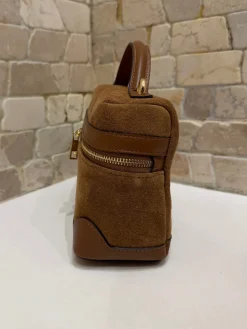 Astrid Frank Tasker|Yasmin taske